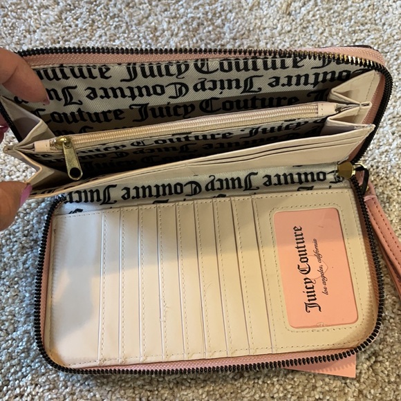 NWT Juicy Couture Pink Wristlet - Picture 6 of 7
